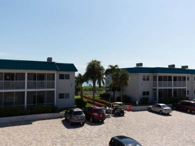 Great Location Sanibel, Florida Vacation with a Peaceful View
