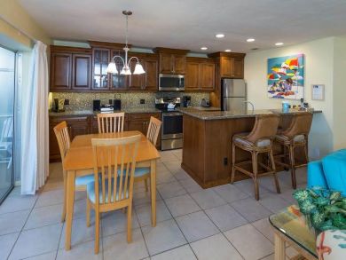Kitchen Bar & Dining Table