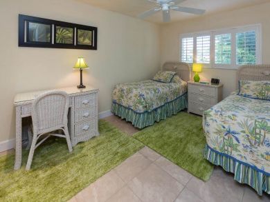 Twin Bedroom