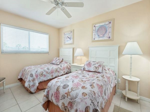 On Beach Sanibel Vacation Condo Two Bedrooms Sleeps Four