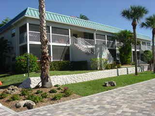 Sanibel, Florida Rentals with Pool,Tennis, Basketball, Boat Docks