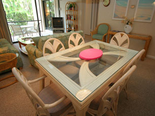 Open plan dining & living room Open plan dining & living room