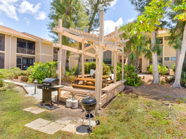 Beachfront Sanibel Rental 100 Yards to Sand