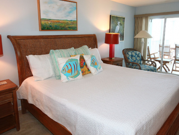 Renovated Gulf Front Sanibel Island Vacation Condo