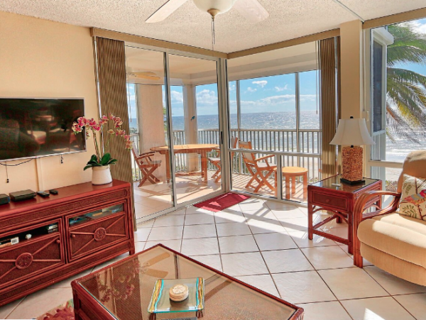 Renovated Gulf Front Sanibel Island Vacation Condo