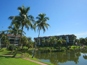 Sanibel, Florida vacation condo located on beach Sanibel, Florida vacation condo located on beach