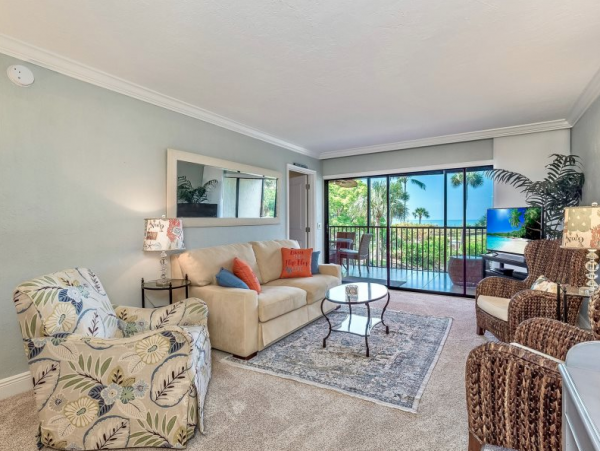 Sanibel Island Vacation Rental | Gulf View 2-Bedroom Condo with Lanai