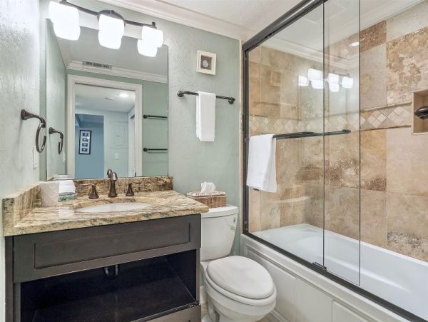 Sanibel Island Vacation Rental | Gulf View 2-Bedroom Condo with Lanai