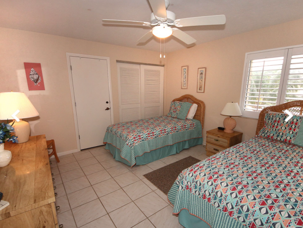 Sanibel Gulf Front condo