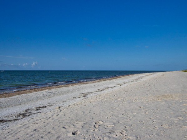 Sanibel Vacation Townhouse on Beach, 3 Bedrooms.