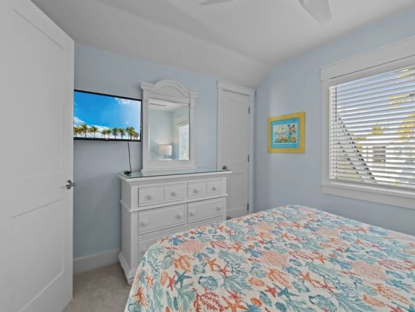 Sanibel Vacation Townhouse on Beach, 3 Bedrooms.