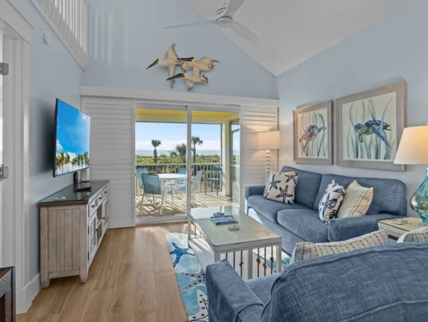 Sanibel Vacation Townhouse on Beach, 3 Bedrooms.