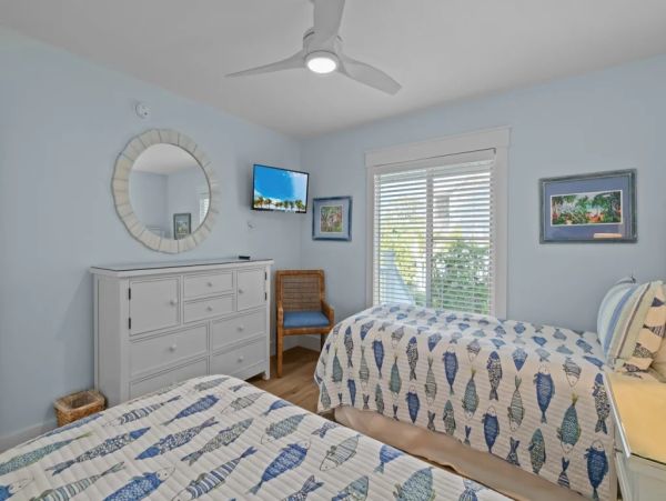 Sanibel Vacation Townhouse on Beach, 3 Bedrooms.