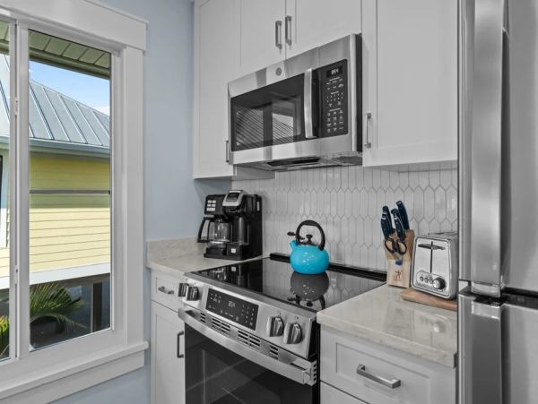 Sanibel Vacation Townhouse on Beach, 3 Bedrooms.
