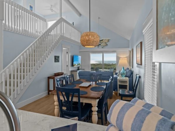 Sanibel Vacation Townhouse on Beach, 3 Bedrooms.