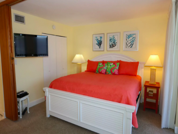 Sanibel Island Vacation rental 1 Bedroom Steps To Beach
