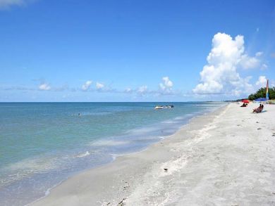 Three Bedroom Gulf Front Vacation Accomodation Captiva