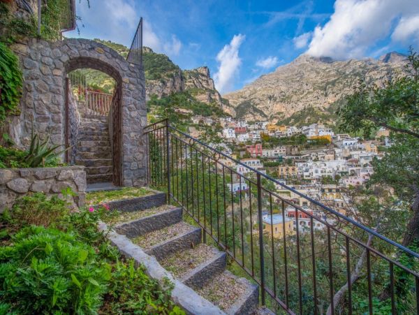 Ocean Views Positano Vacation Home Six Bedroom