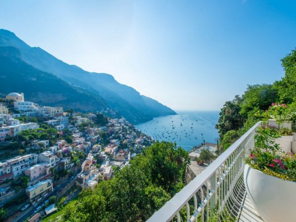 Ocean Views Positano Vacation Home Six Bedroom