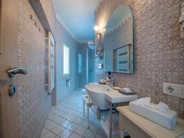 Ocean Views Positano Vacation Home Six Bedroom