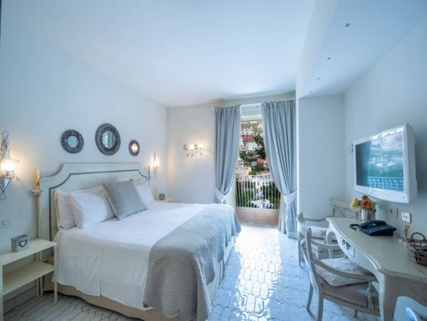 Ocean Views Positano Vacation Home Six Bedroom