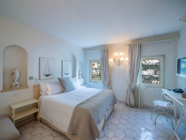 Ocean Views Positano Vacation Home Six Bedroom