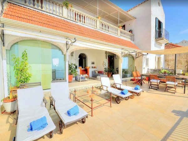 Three Bedroom Positano Vacation Villa with Sea Views