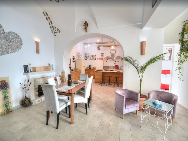 Three Bedroom Positano Vacation Villa with Sea Views