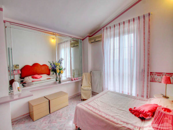 Luxury Four Bedroom Villa Rental with Views