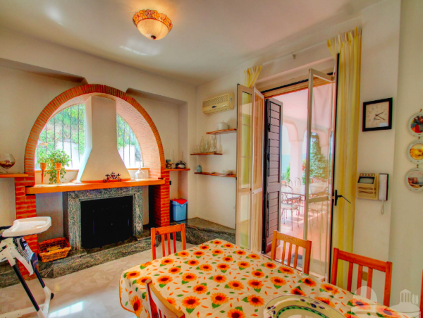 Luxury Four Bedroom Villa Rental with Views