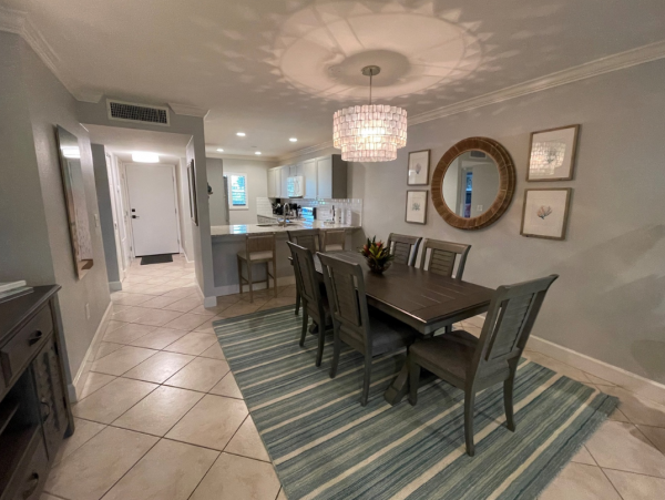 Siesta Key Vacation Rental with Two Bedrooms at the Beach
