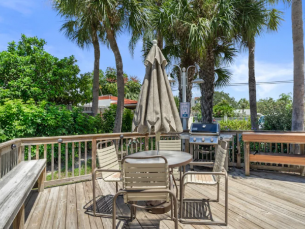 Siesta Key Vacation Rental with Two Bedrooms at the Beach