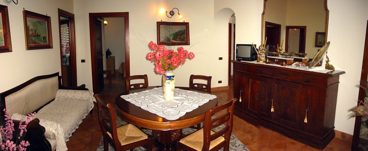 Living / Dining Area