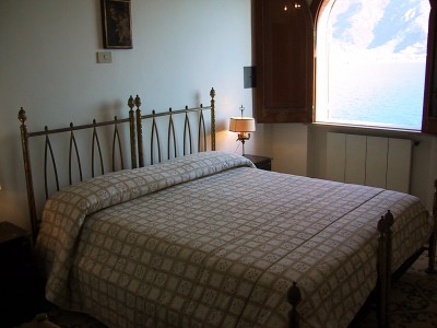 Matrimonial Bed
