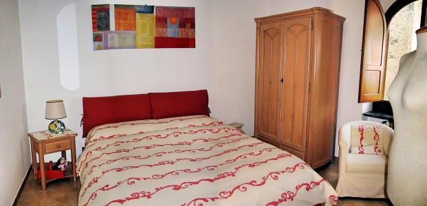 Bedroom with Double Bed Bedroom with Double Bed