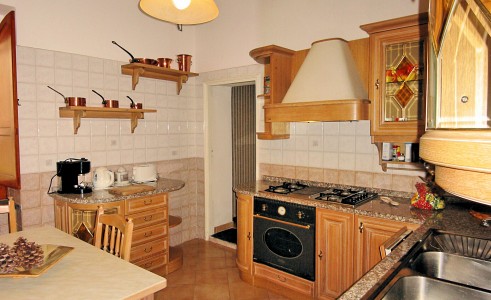 Fully Equipped Kitchen Fully Equipped Kitchen