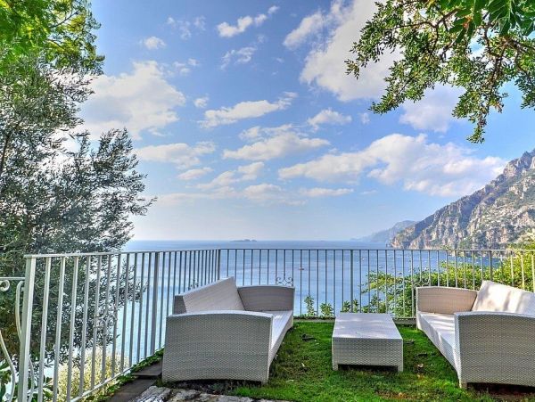 Positano Gorgeous Vacation Villa with Amazing Ocean Views