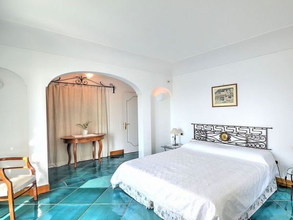 Positano Gorgeous Vacation Villa with Amazing Ocean Views