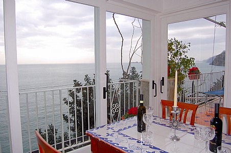 Dining Table Seats 4