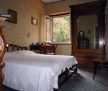 Matrimonial Bed