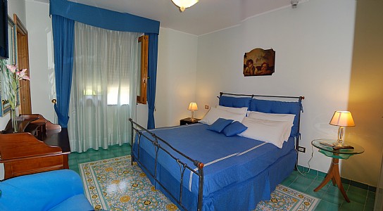 Sorrento Italy Home 36600