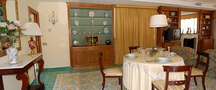 Sorrento Italy Home 36600