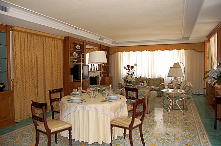 Sorrento Italy Home 36600