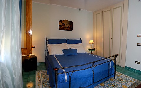 Sorrento Italy Home 36600