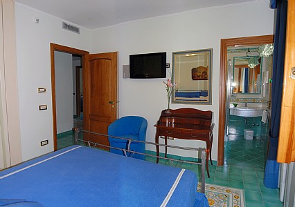 Sorrento Italy Home 36600
