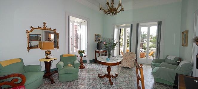 Sorrento Italy Condo 36612