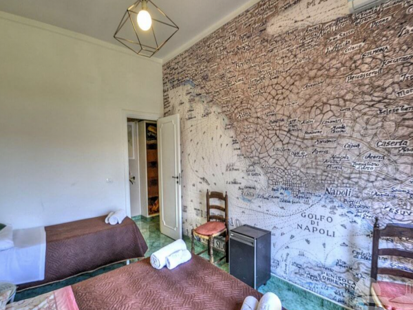 Sorrento Villa 3.7 From the Center with Great Views