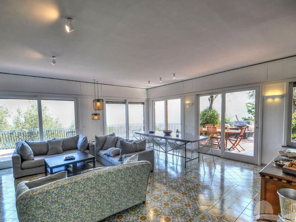 Sorrento Villa 3.7 From the Center with Great Views