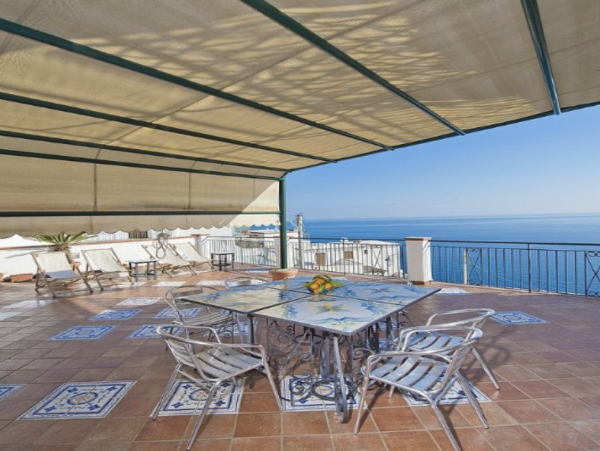 Lovely Praiano vacation Villa Three bedrooms
