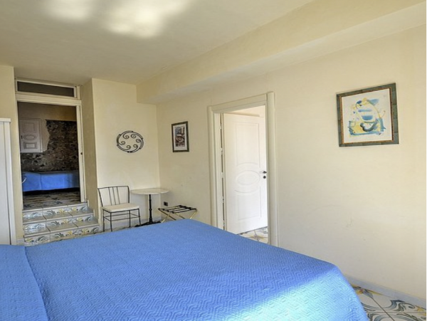 Lovely Praiano vacation Villa Three bedrooms